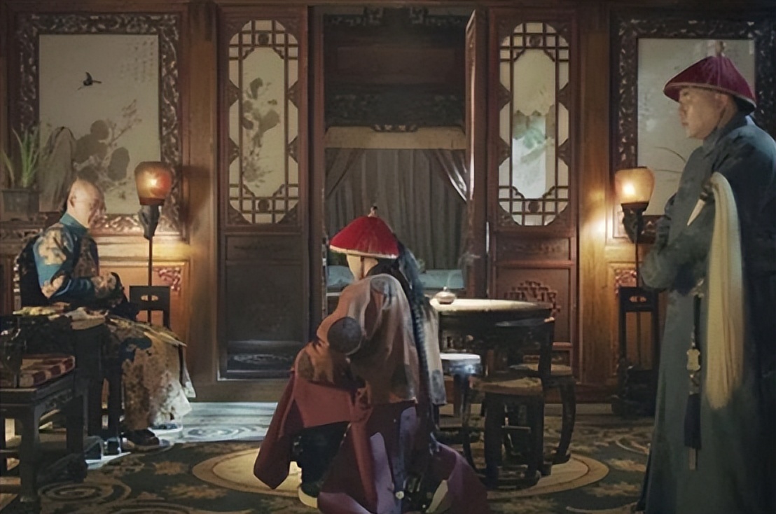 乾隆留给和珅保命圣旨,侍卫救了乾隆乾隆问你要何赏赐