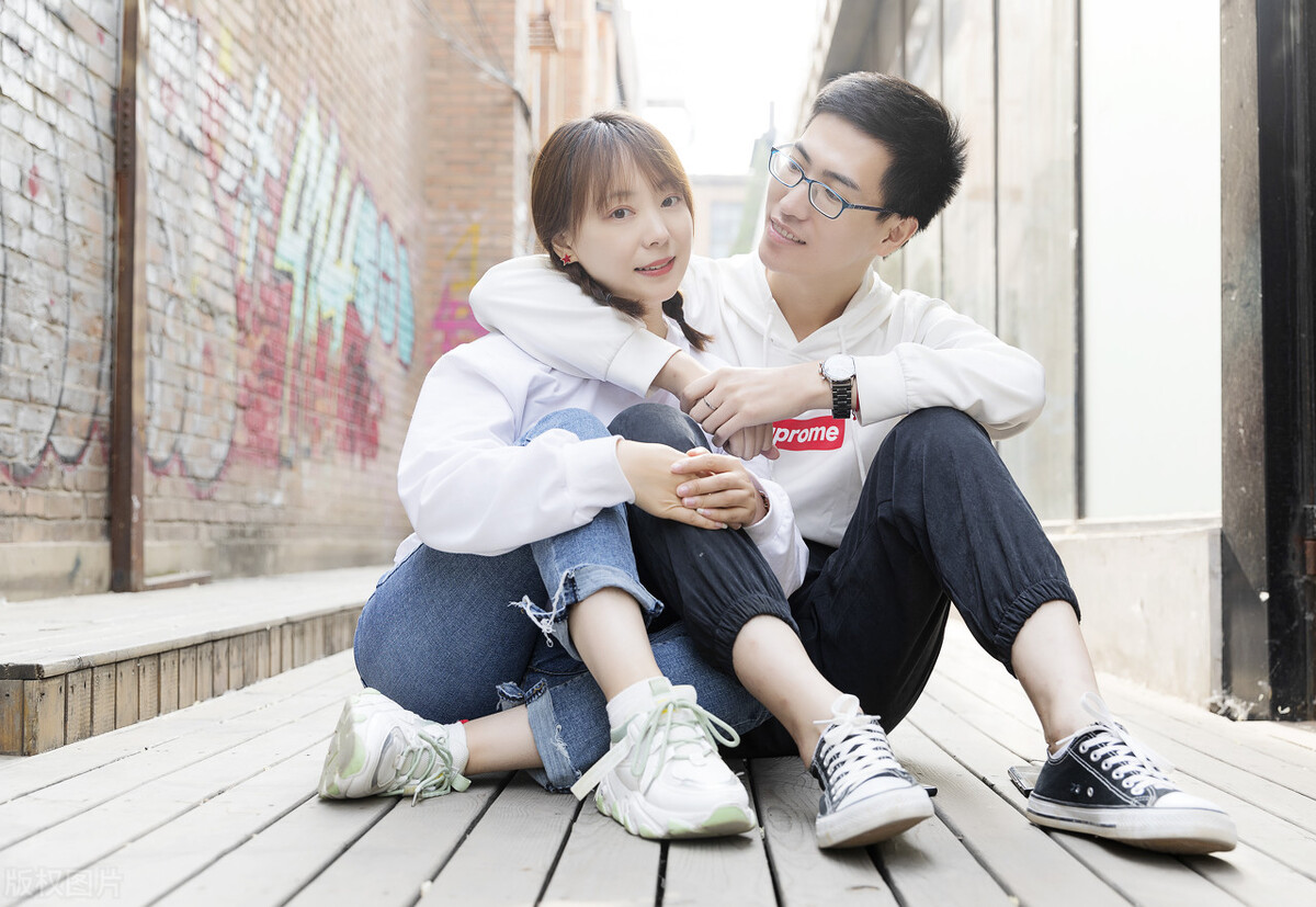 女生高冷怎么破局,女生高冷怎么能打动她