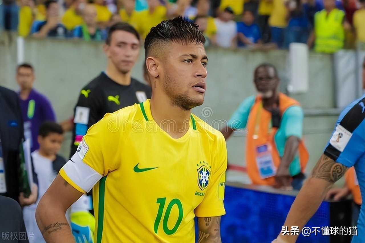 内马尔是巴西什么踢法,巴西队内马尔灵动脚法