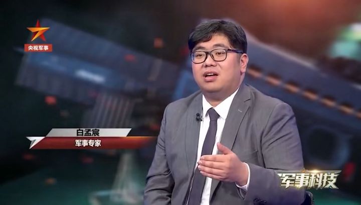 央视电磁炮测试穿透钢板,电磁炮可在百公里外击穿厚钢板