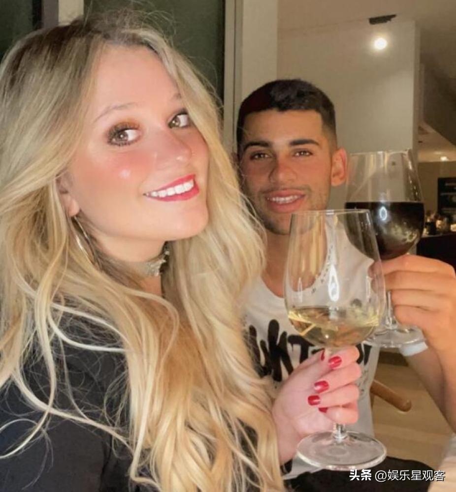 梅西妻子一家照片,梅西妻子最漂亮的照片