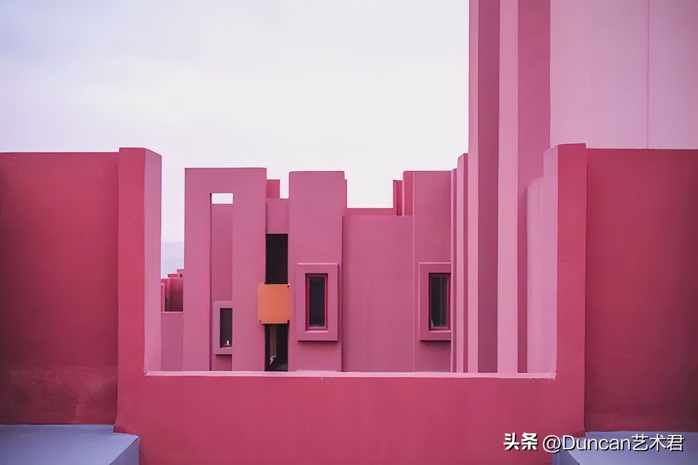 西班牙海边的纪念碑谷,西班牙海岸纪念碑谷