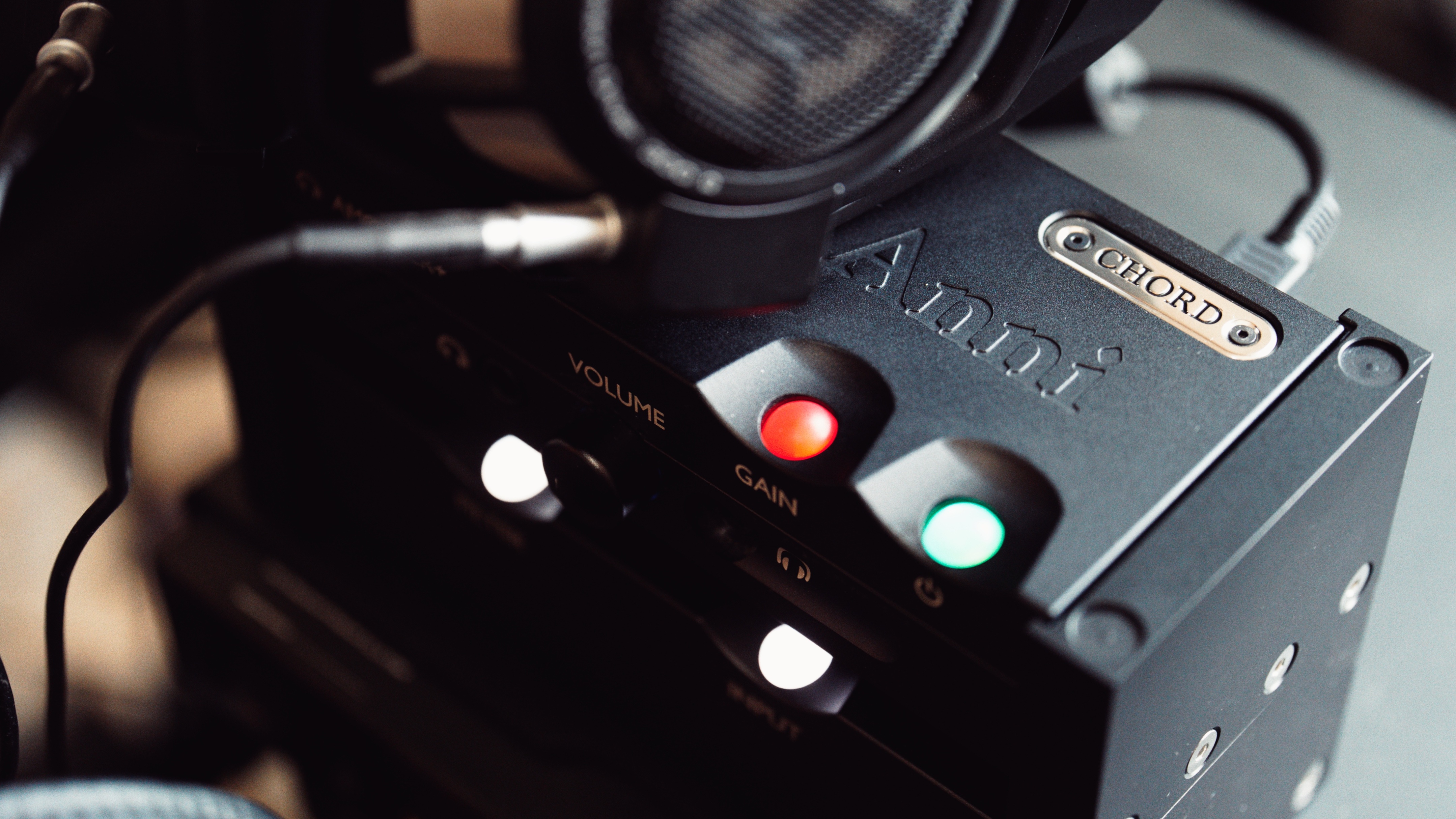 再谈「西装」音响魅力！英国ChordQutest解码+Anni耳放/功放评测