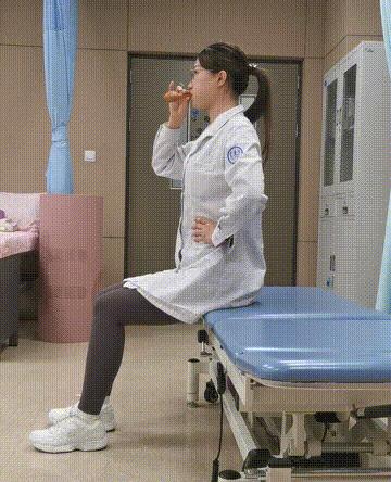 阳康过后一直胸闷气短咳痰怎么办,阳康后胸闷咳痰有血丝