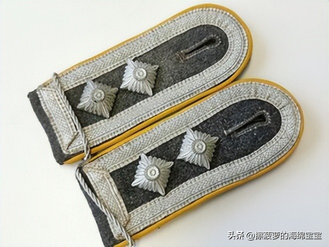 二战德国空军军衔标志,二战德国军衔级别对照表