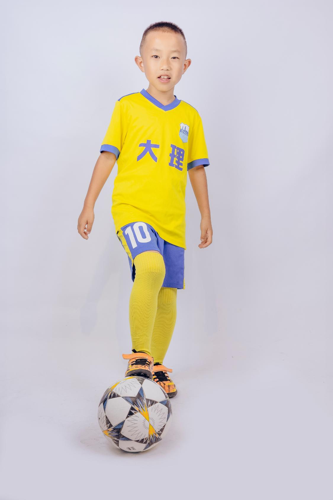 第十届曹灿杯云南省晋级名单,大理飞扬第八届曹灿杯少年组