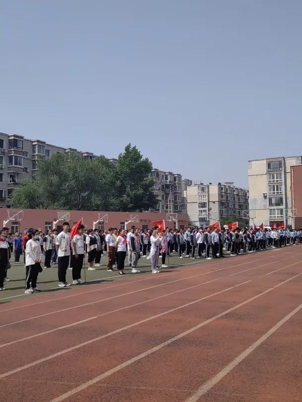 减轻灾害风险守护美好家园图案,减轻灾害风险守护美好家园一年级