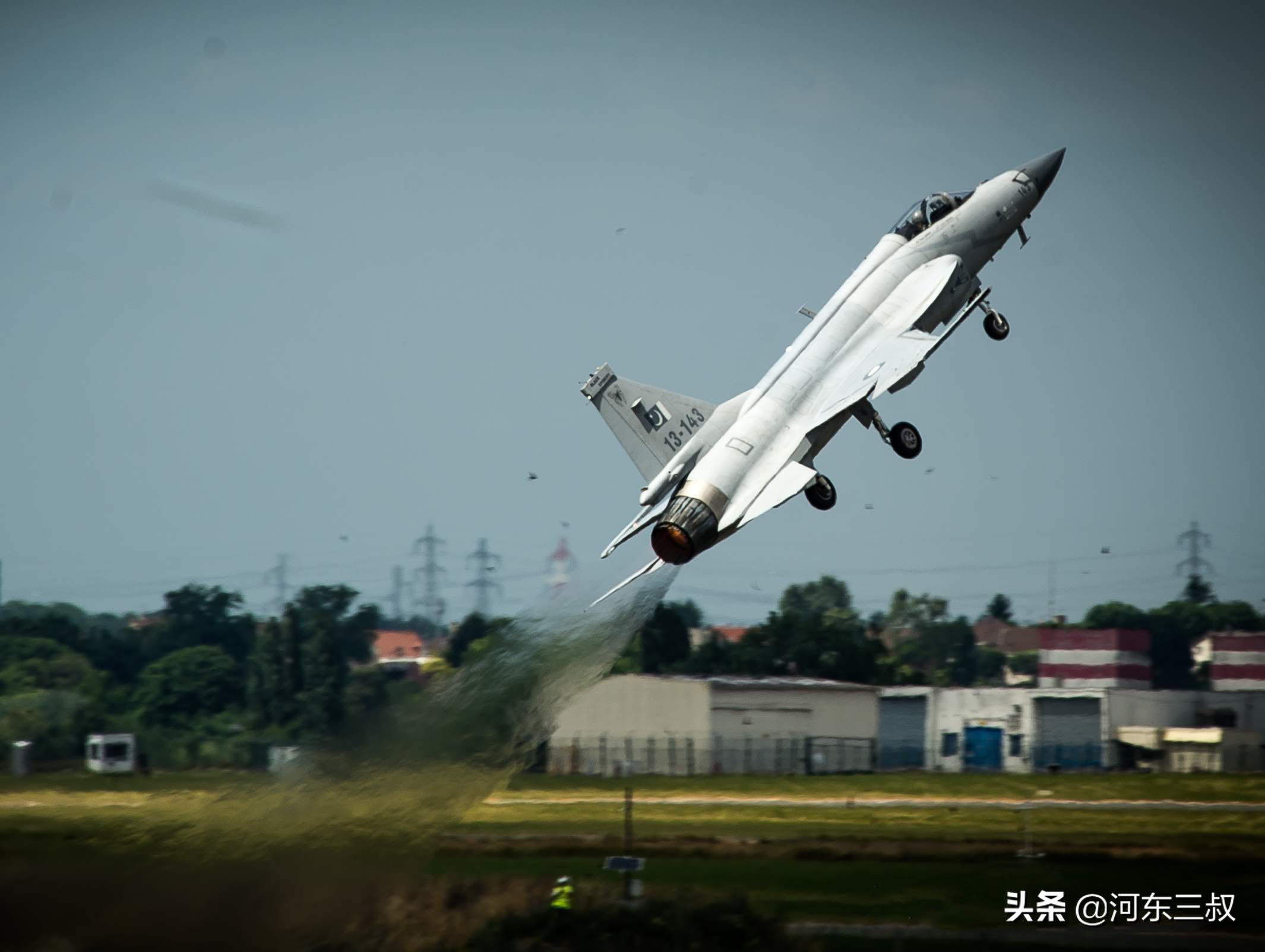 巴基斯坦f16和歼10c哪个好,巴基斯坦谈论歼10c跟f16