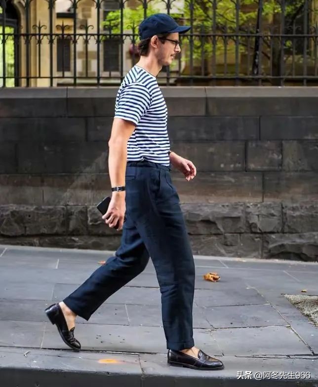 男士短袖t恤穿搭技巧袖子,中老年男士短袖圆领汗衫t恤