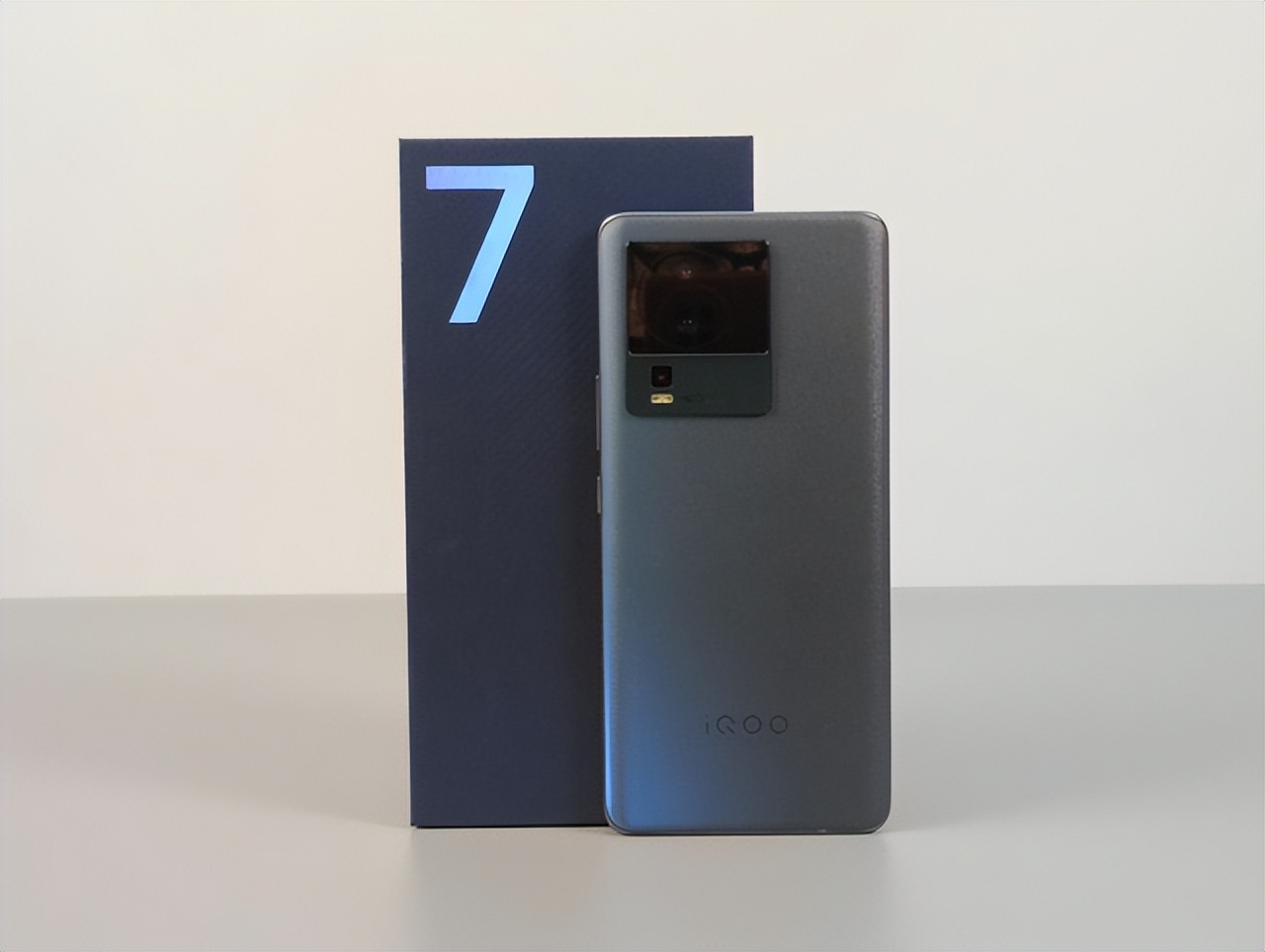 骁龙8+2处理器旗舰机推荐,骁龙8+处理器的手机值得买吗