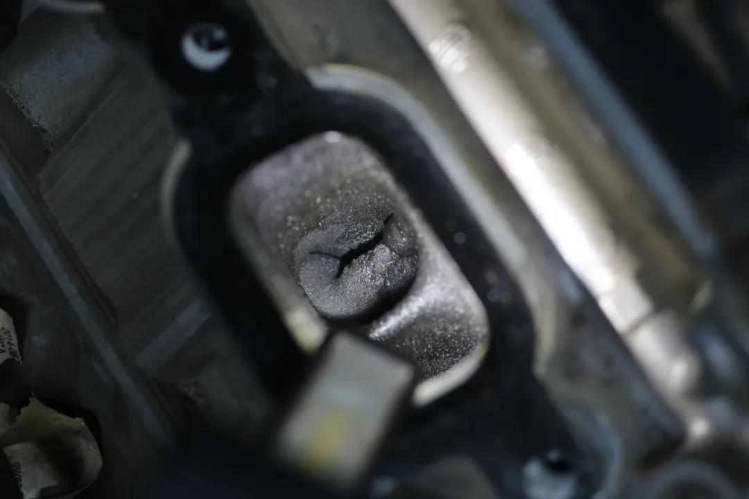 老款路虎揽胜修复,彻底翻新一辆路虎揽胜全过程