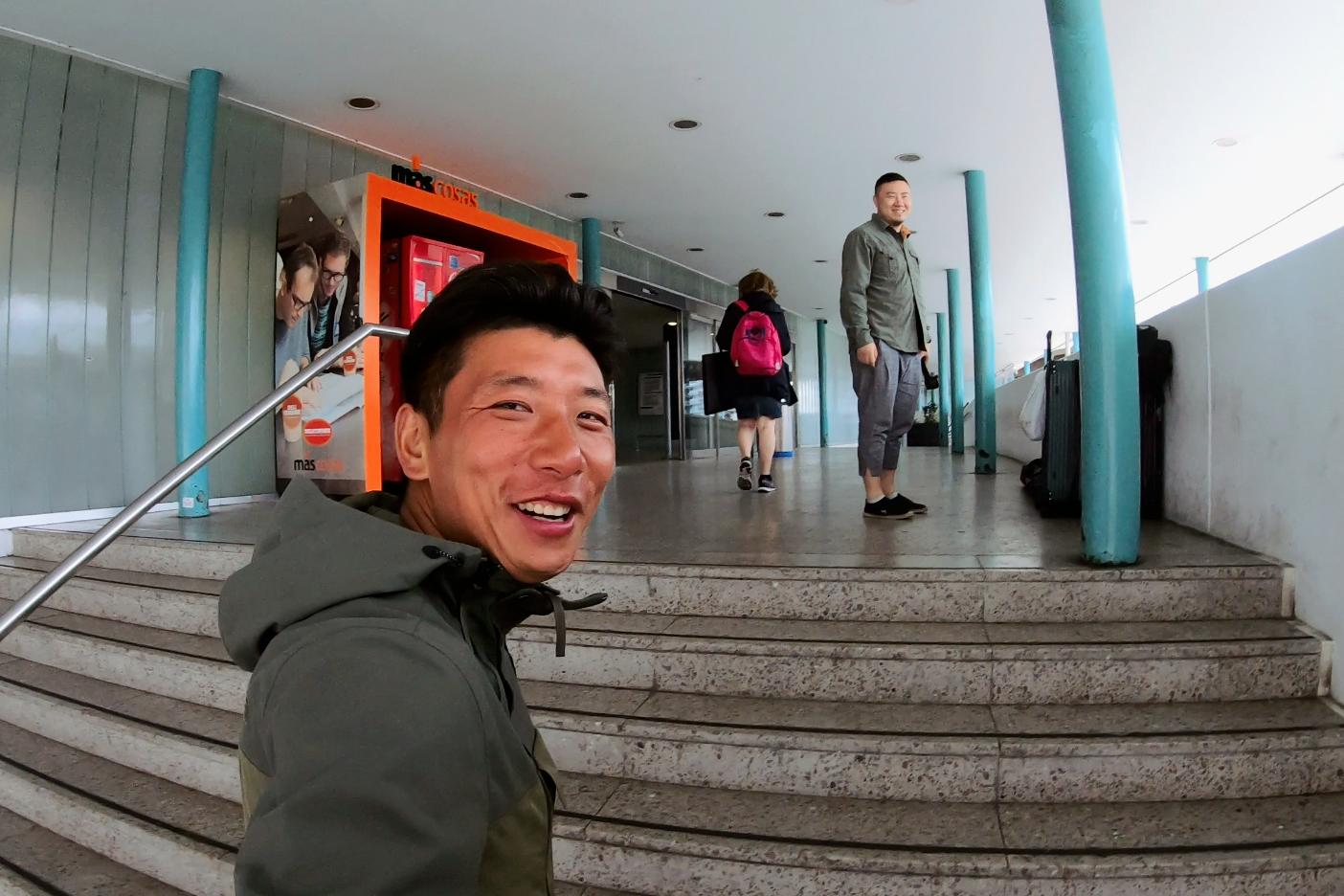 中国小伙荒岛求生大合集,中国小伙的航海日记合集