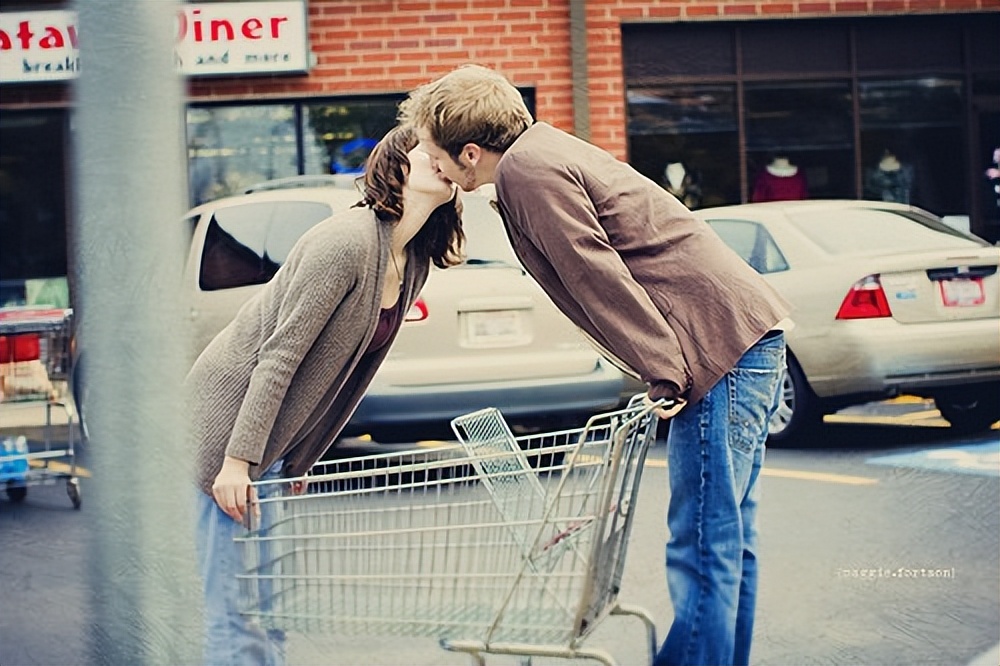 富有哲理的爱情说说语录,人生感悟的经典爱情说说