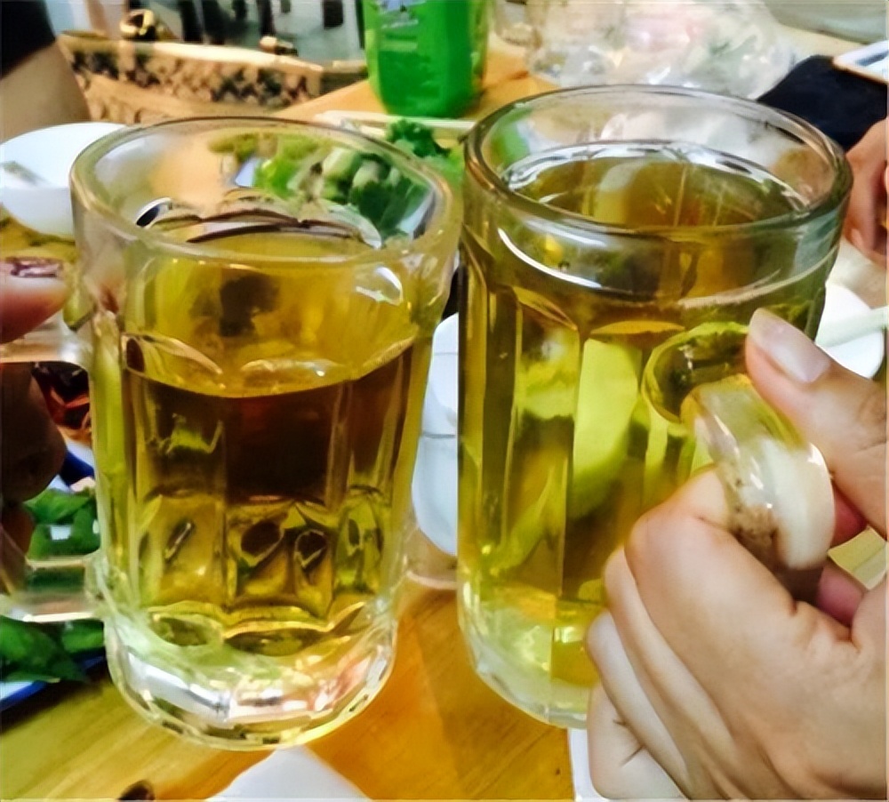 男子坐顺风车遇到车祸死亡,搭顺风车出事故家属索赔27万