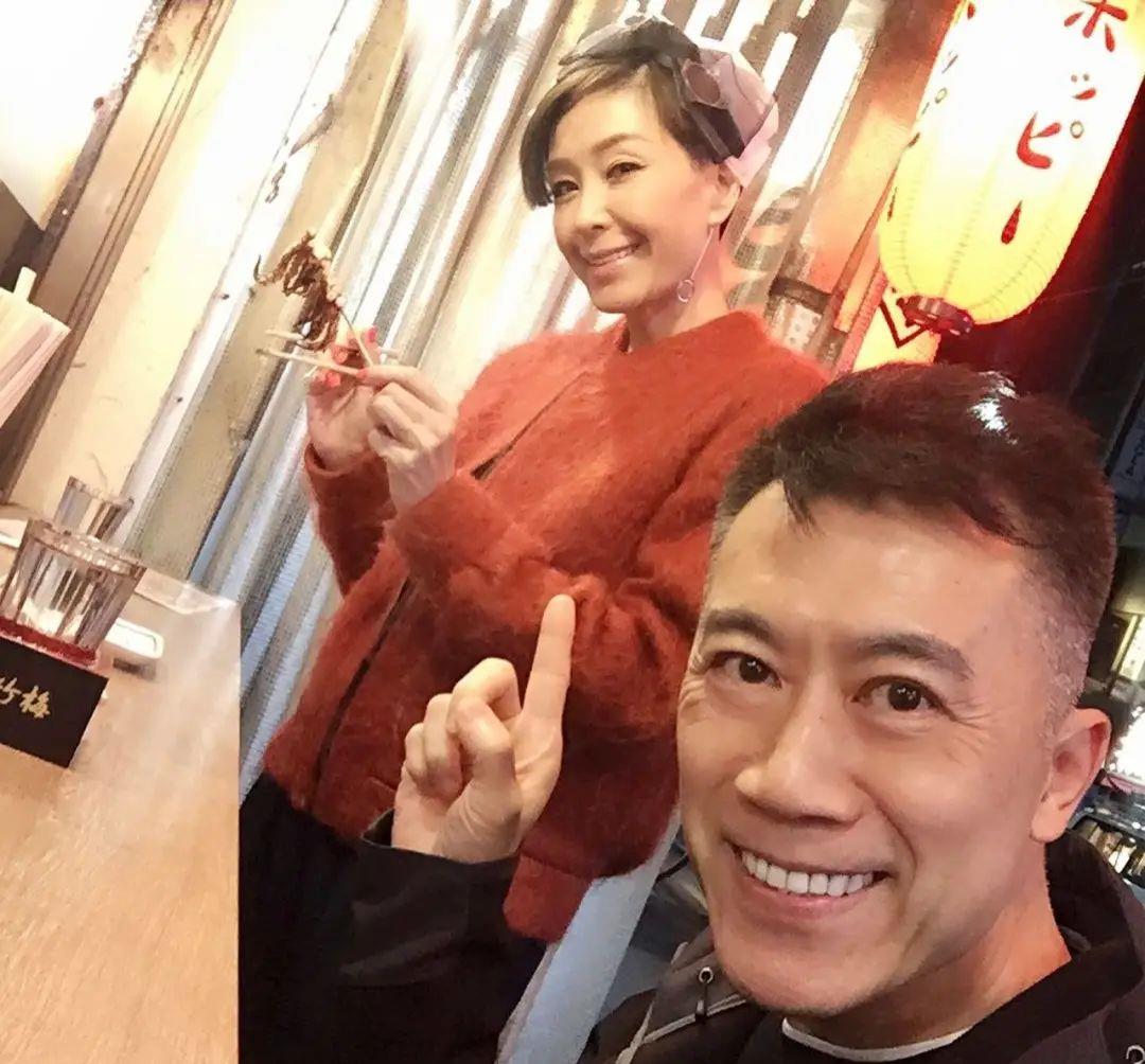 她自曝“不满足自己的欲望”，愿意做有钱人的*妇情**，却没有被封杀