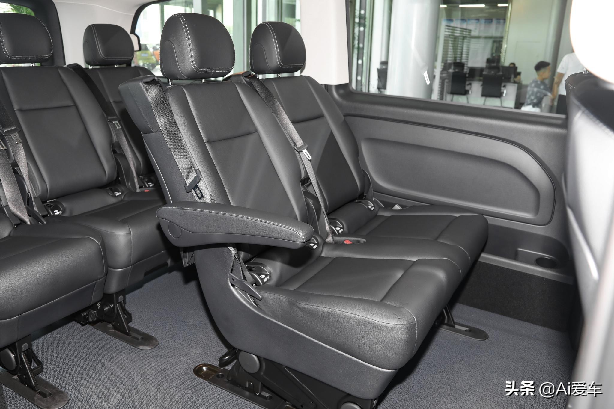 奔驰威霆全部车型图片,奔驰威霆2010款2.5手自一体精英版