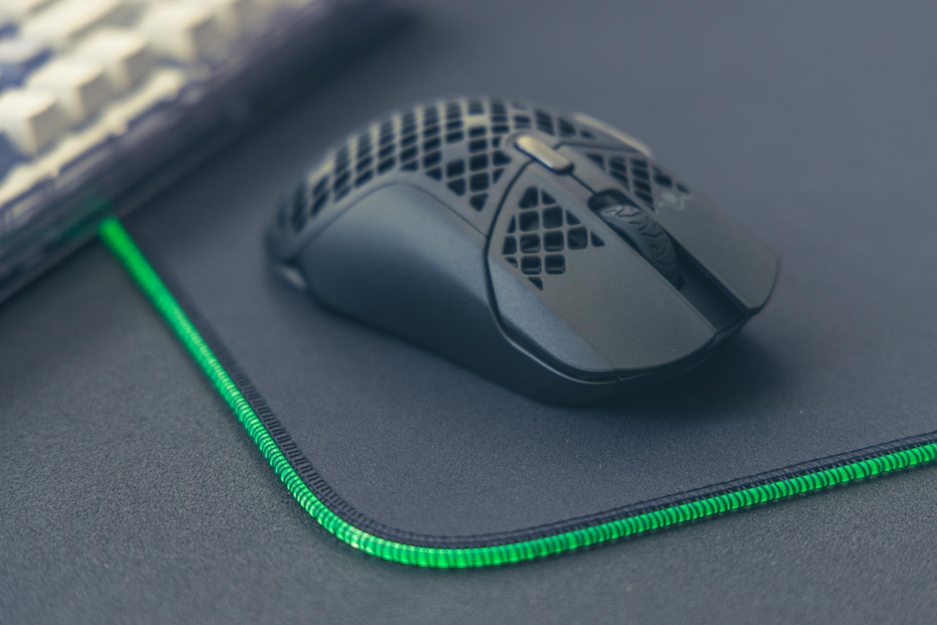 赛睿鼠标aerox5联名,赛睿aerox5鼠标怎么连接