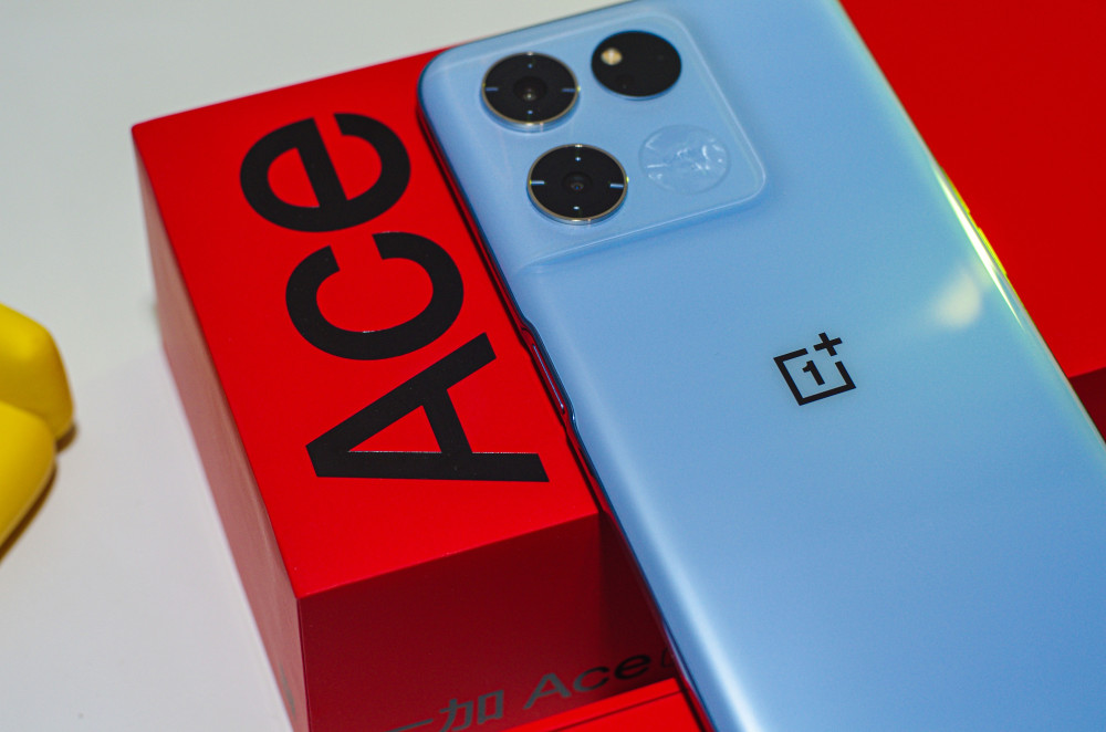 最好的千元机推荐900到1000,最近出现的手机推荐千元机