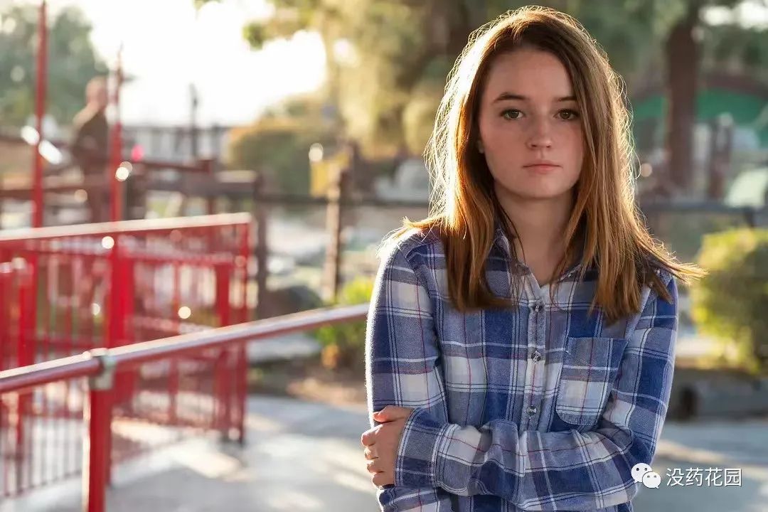 18岁美国少女谎报遭遇强奸被起诉，两年后破获连环强奸案与她有关