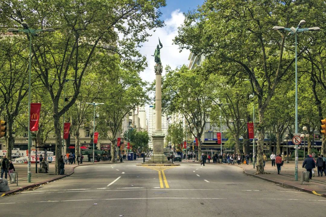 蒙得维的亚,蒙得维的亚vs佩纳罗尔