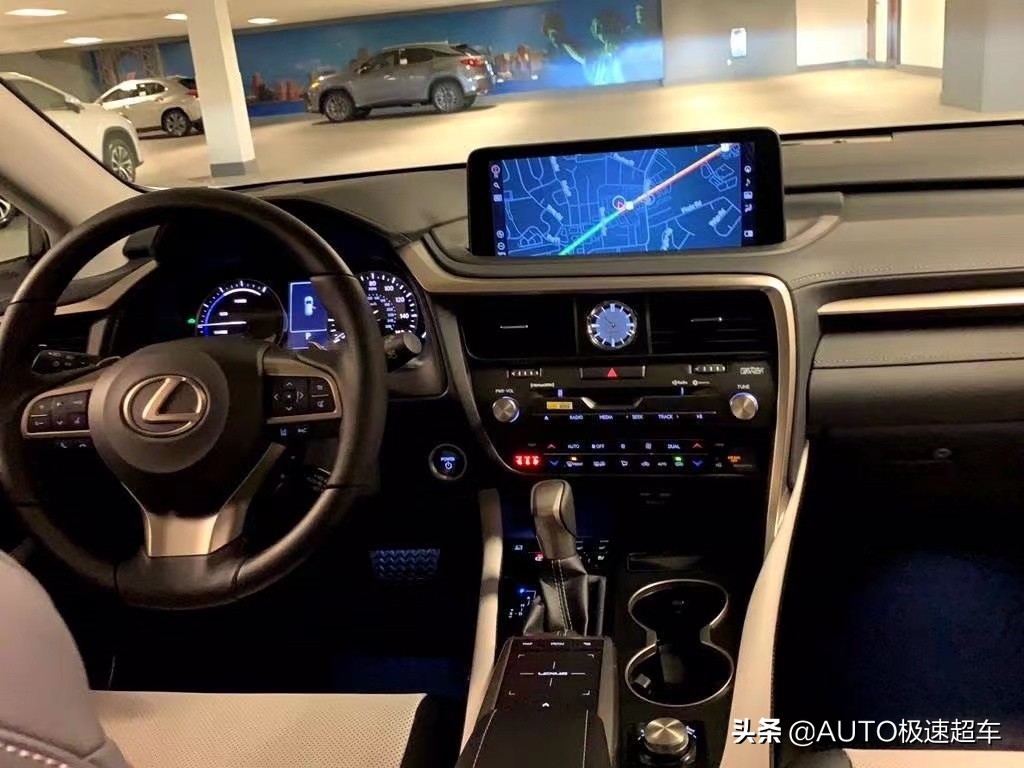 2023款雷克萨斯RX450实拍，运动元素丰富，加速6.8秒，真帅气