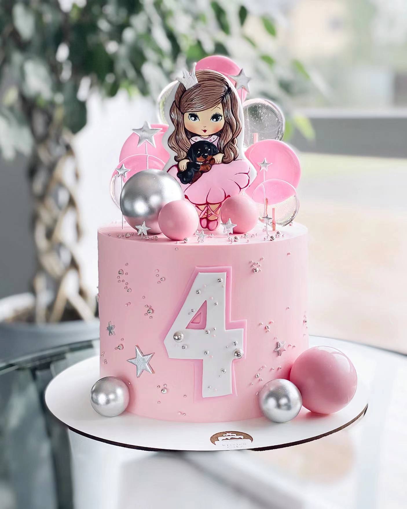 今天给大家做一款好看的蛋糕造型,美味又高颜值的蛋糕造型充满创意