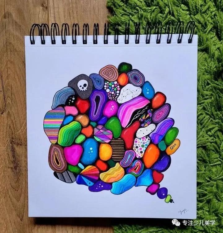 40张美术老师心心念念想画的线描作品，几何与线条的碰撞！