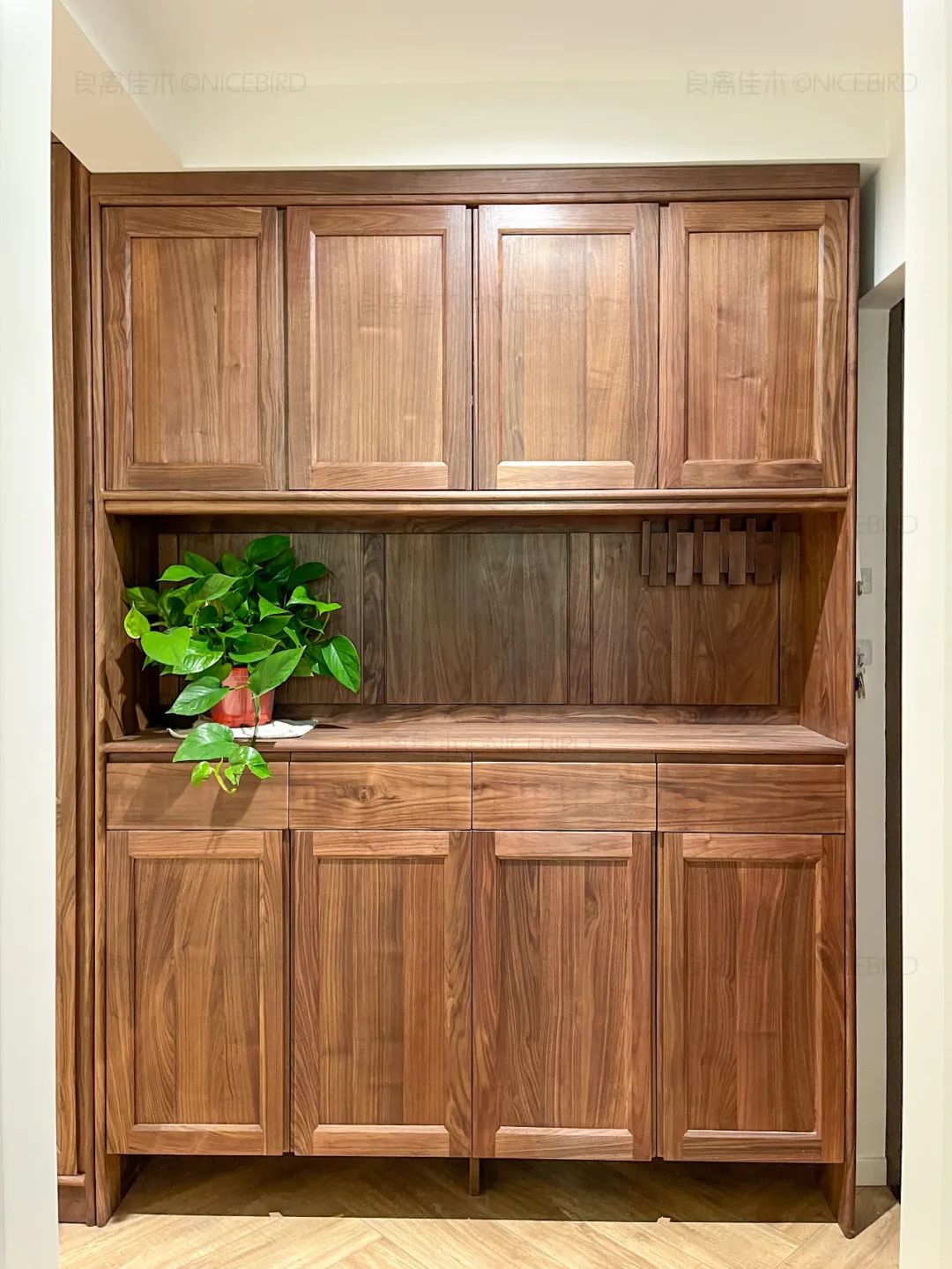 复古小拱门卡座书柜，主打一个全网爆火，北京业主是懂造景滴