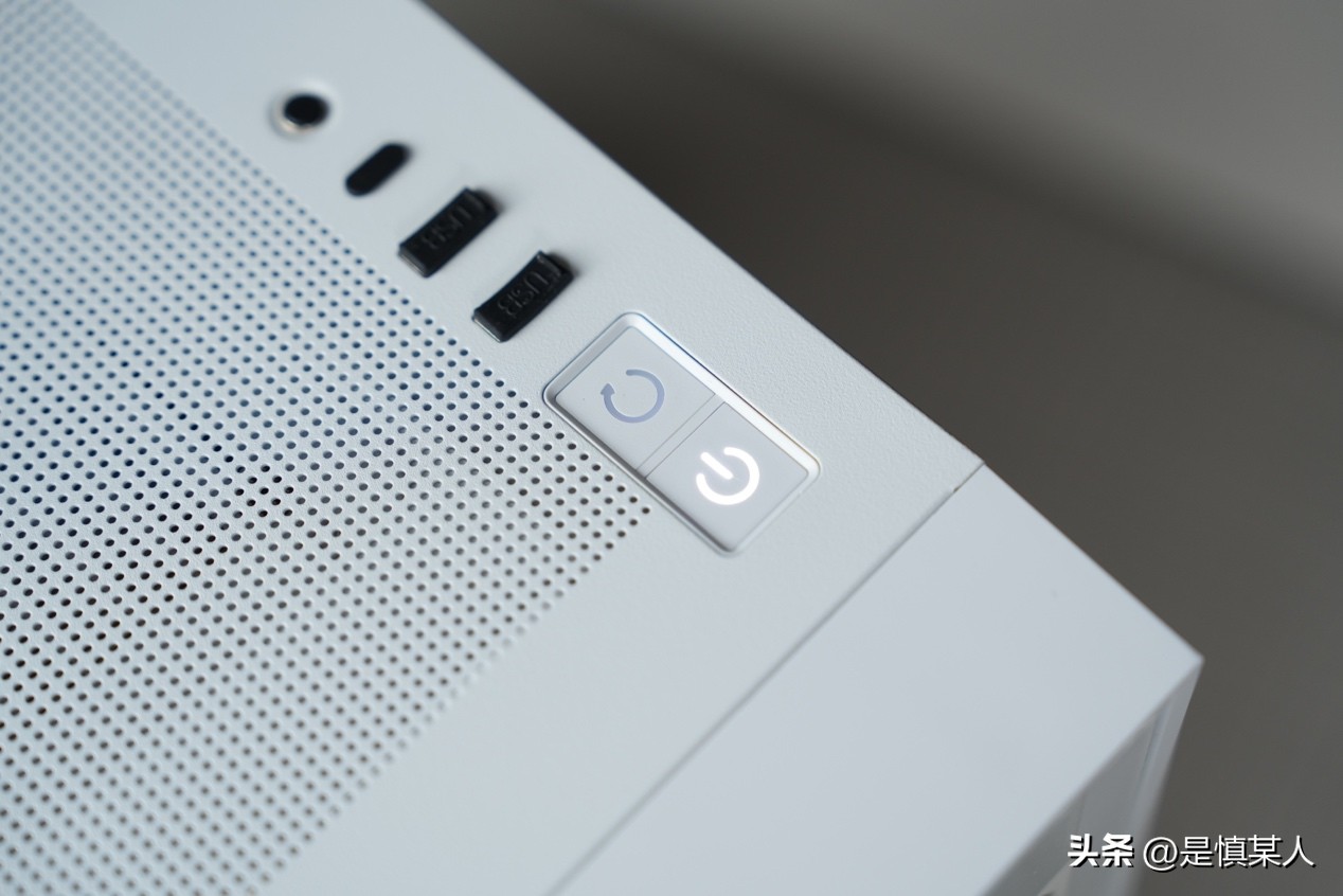 鑫谷昆仑御风机箱评测,鑫谷冰霜360argb冰山版水冷