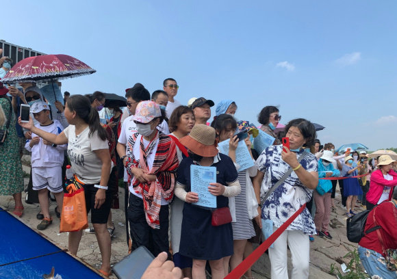 男子在水库钓鱼发现一只石雕乌龟,钓鱼人发现的尸体是章子欣吗