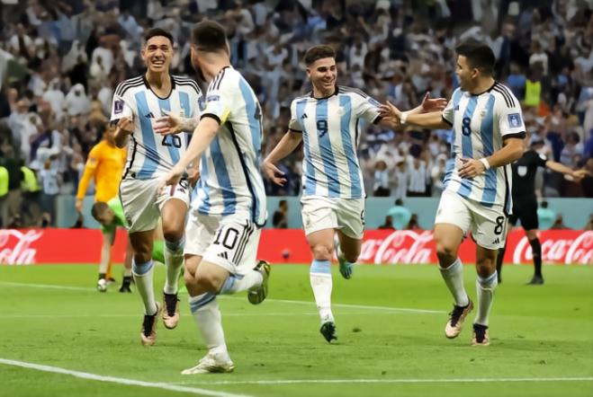 11月22日足球世界杯阿根廷vs沙特,12月4日世界杯足球赛程趋势