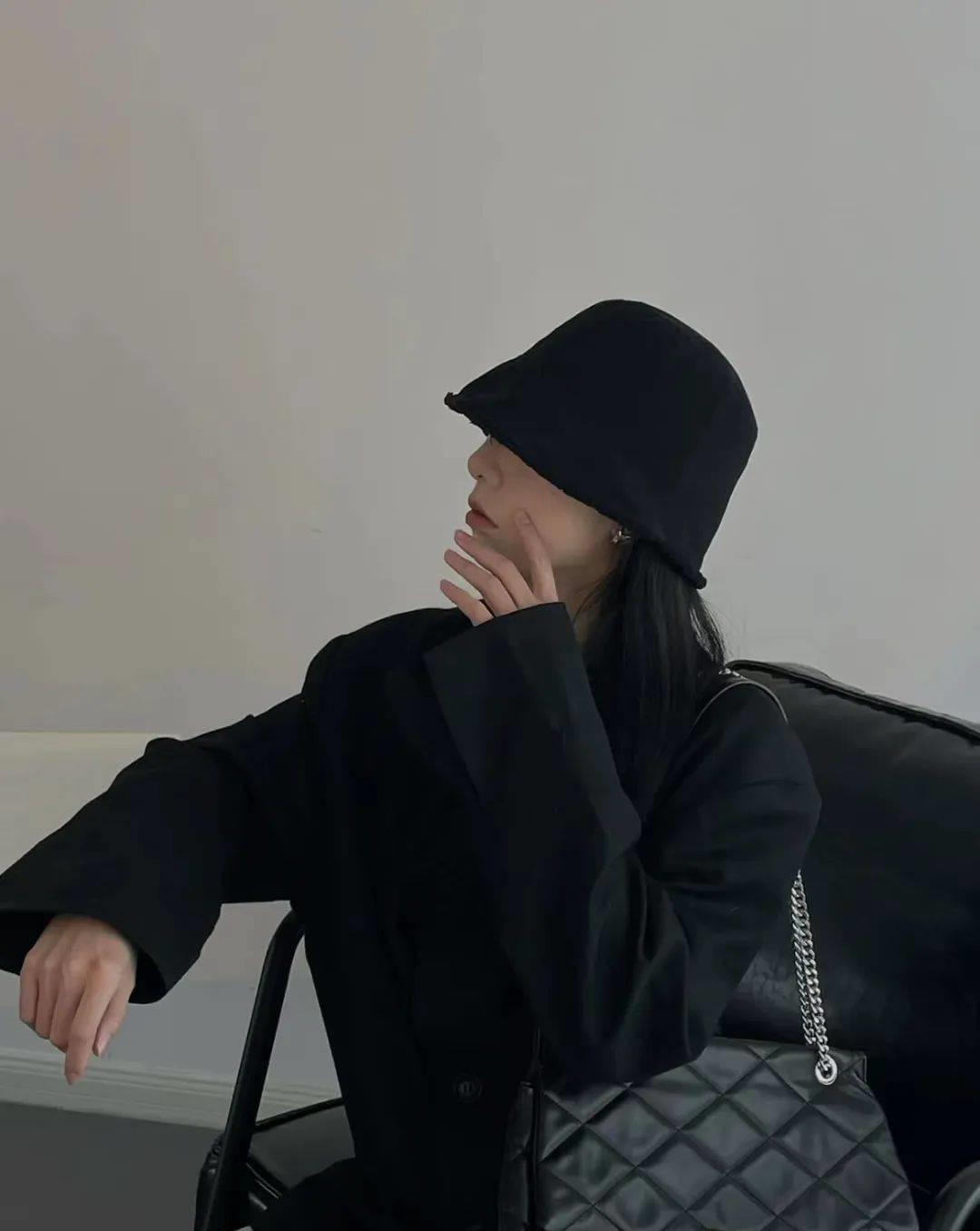 他的一张动画形象成为了热搜话题,这样的美女真是太神奇了!