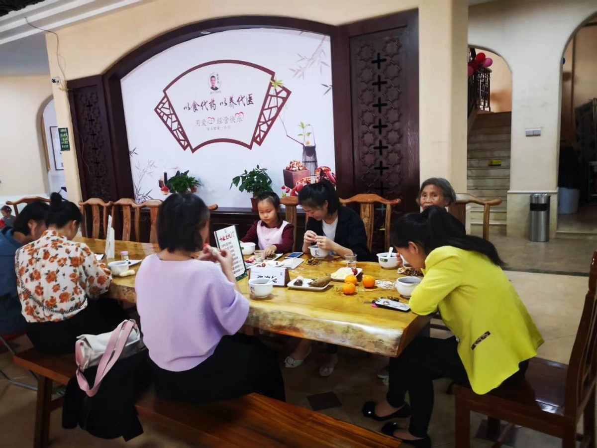 大健康产业中医食疗,药食同源食疗养生市场前景