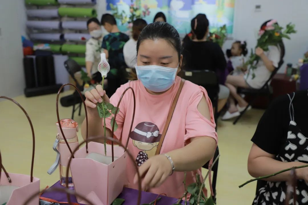 “喂”爱约“惠”！“七夕”遇上母乳喂养周