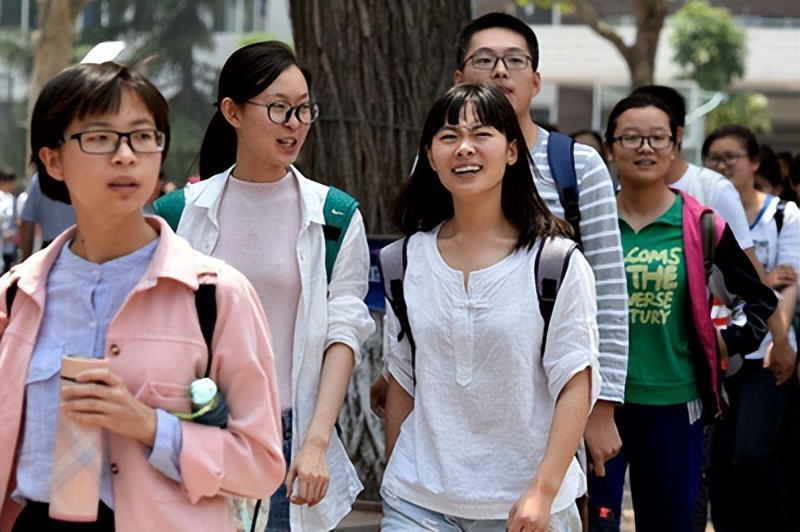 文科和理科哪个更需要思考,如何正确地看待文科和理科