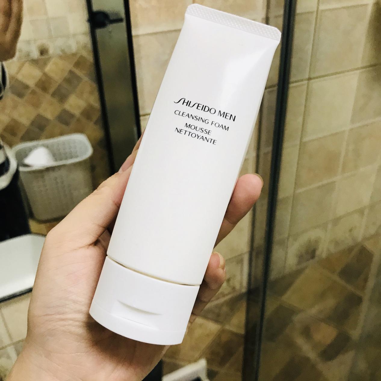 如何挑选一款适合自己的洗面奶,如何选择一款合适的洗面奶