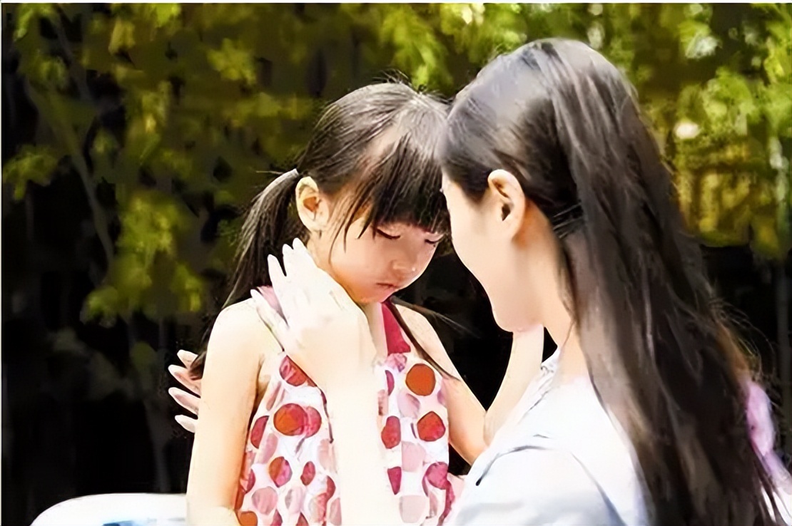 晚睡对小孩的发育有什么影响,幼儿园小孩晚睡早起有什么影响