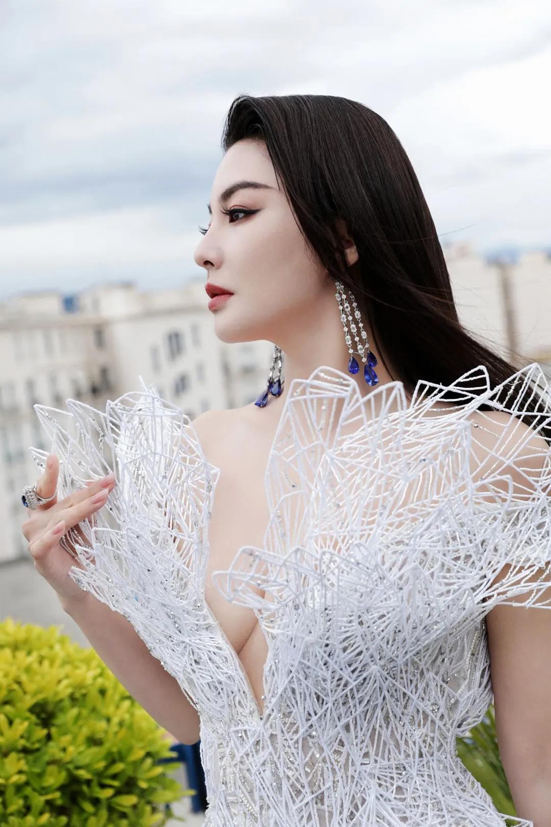 明星张雨绮最新照片,最佳女演员张雨绮