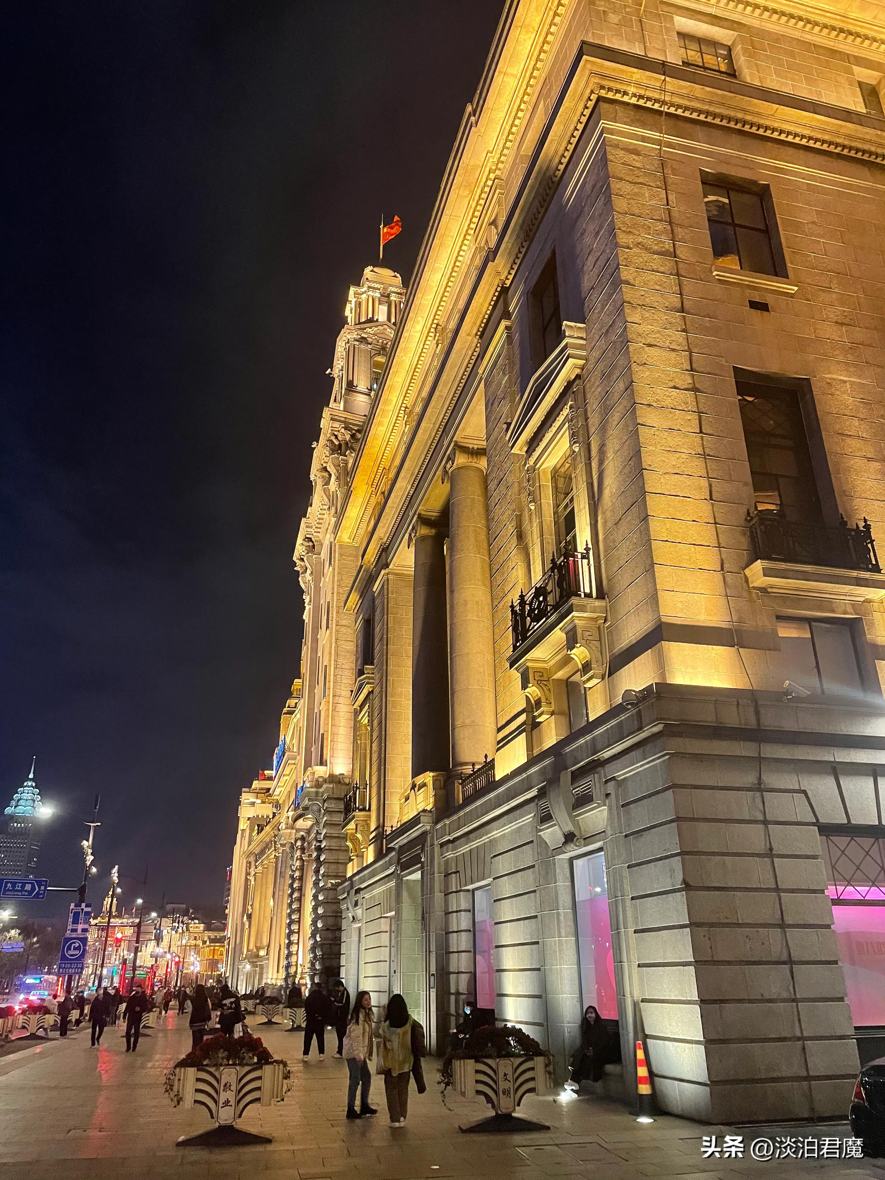 灯光璀璨夜上海,上海灯光星辰