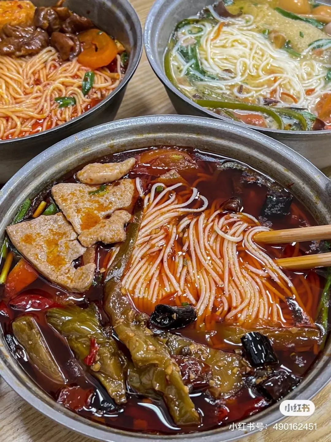 成都推三轮车上菜的苍蝇馆子,吃遍成都100家苍蝇馆子