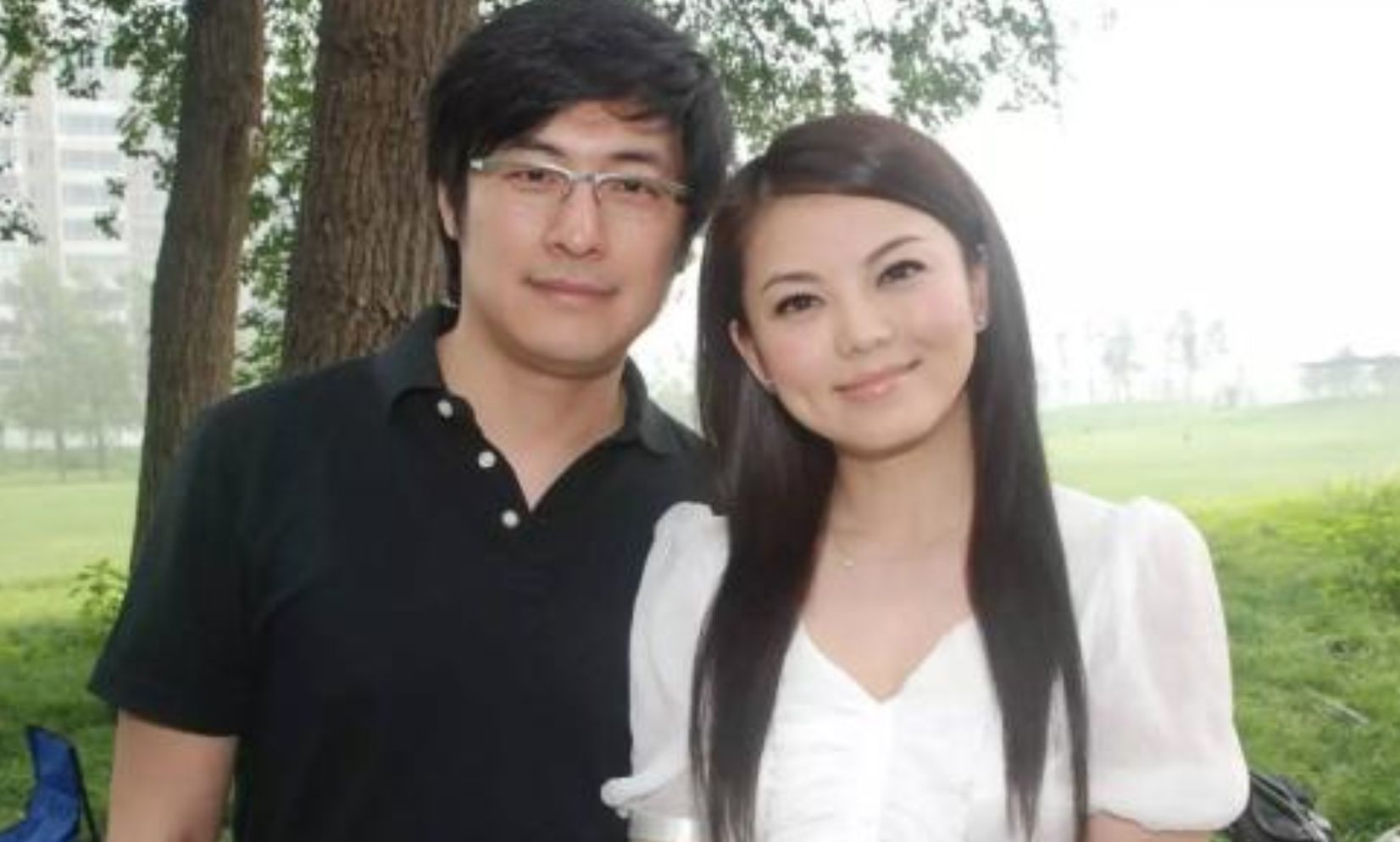 靠老婆成名的男明星,靠妻子上位的男明星