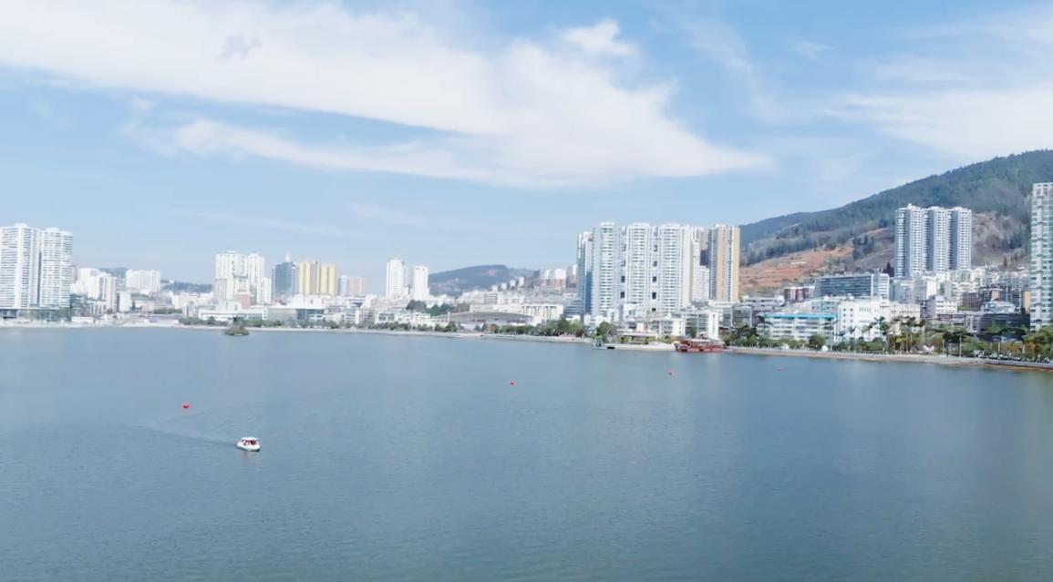 这里被誉为云南小香港，一度繁华，如今6万就能买套房