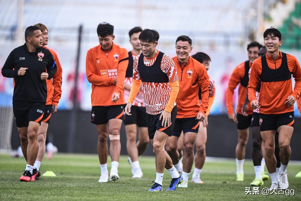 申花无缘晋级亚冠淘汰赛,青岛海牛主场0-1上海申花无缘决赛