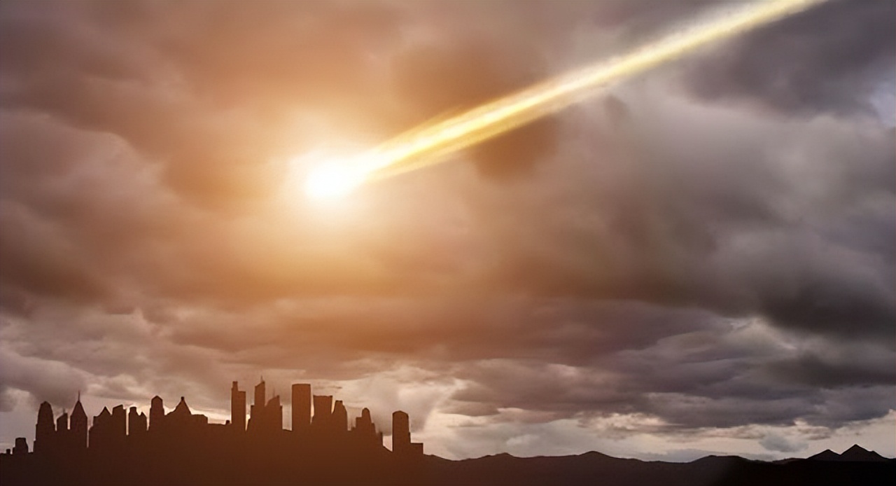 火球从天而降完整视频,火球从天而降的真实视频