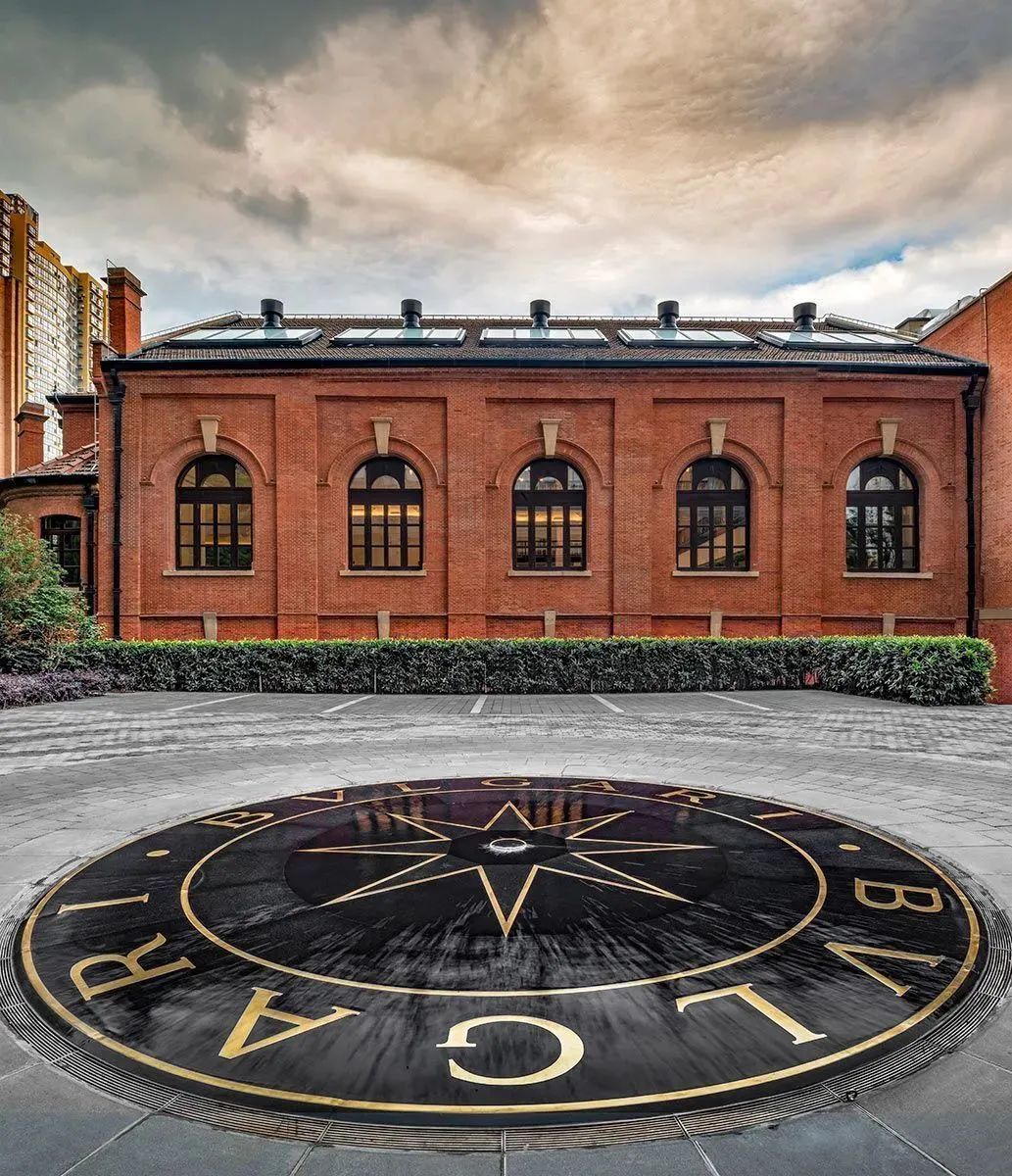 国内有钱也住不了的酒店,东西买不起怎么办