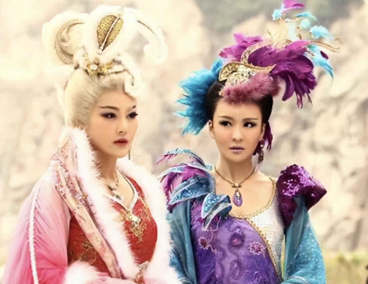 鸡毛穿一身、通天大脑门…国产神话剧的惊人造型，他们全都承包了