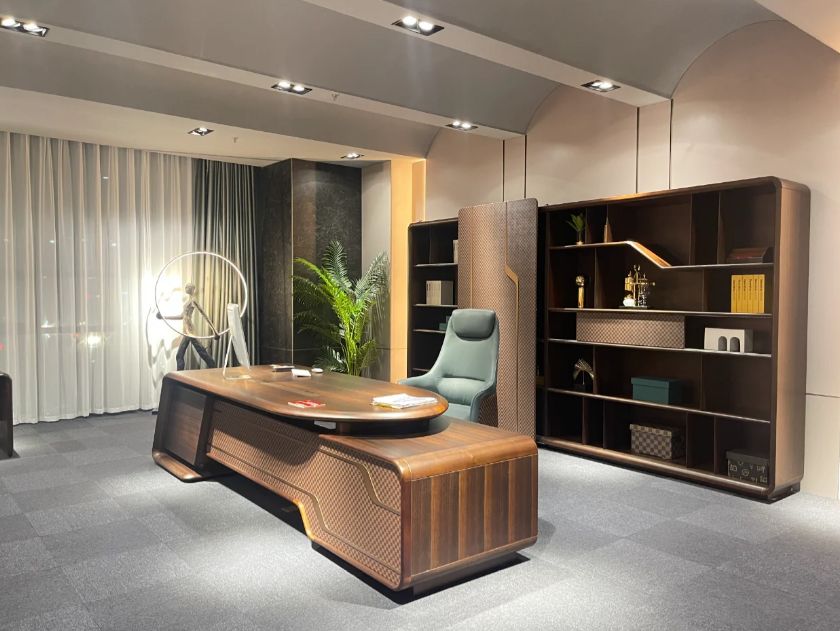 老板办公室装修复古家具效果图,100平老板办公室家具效果图