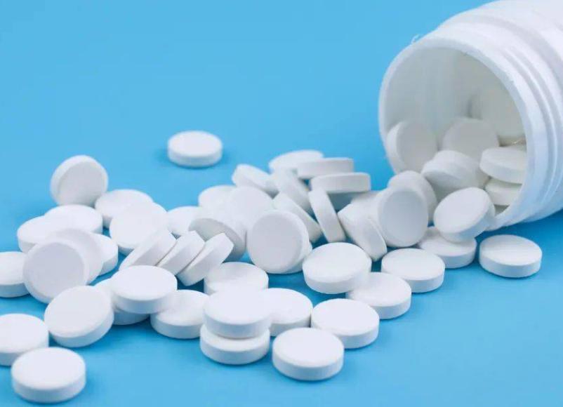 口腔扁平苔藓是中药好还是西药好,中药可以彻底治愈口腔扁平苔藓吗