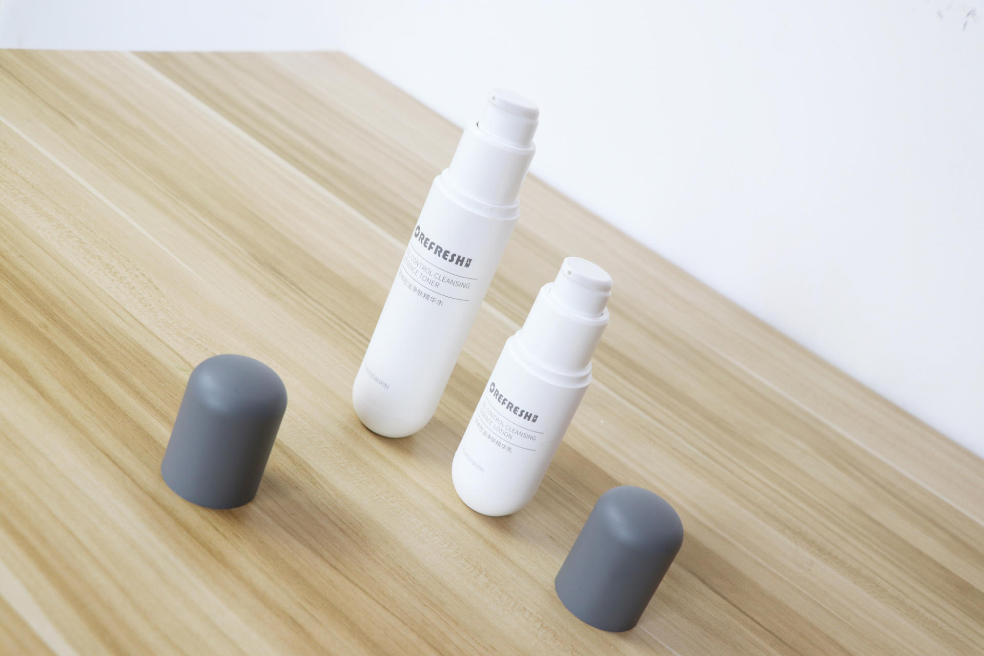 男士脸干燥紧绷缺水用什么牌子好,男士脸干燥脱皮紧绷用什么护肤品