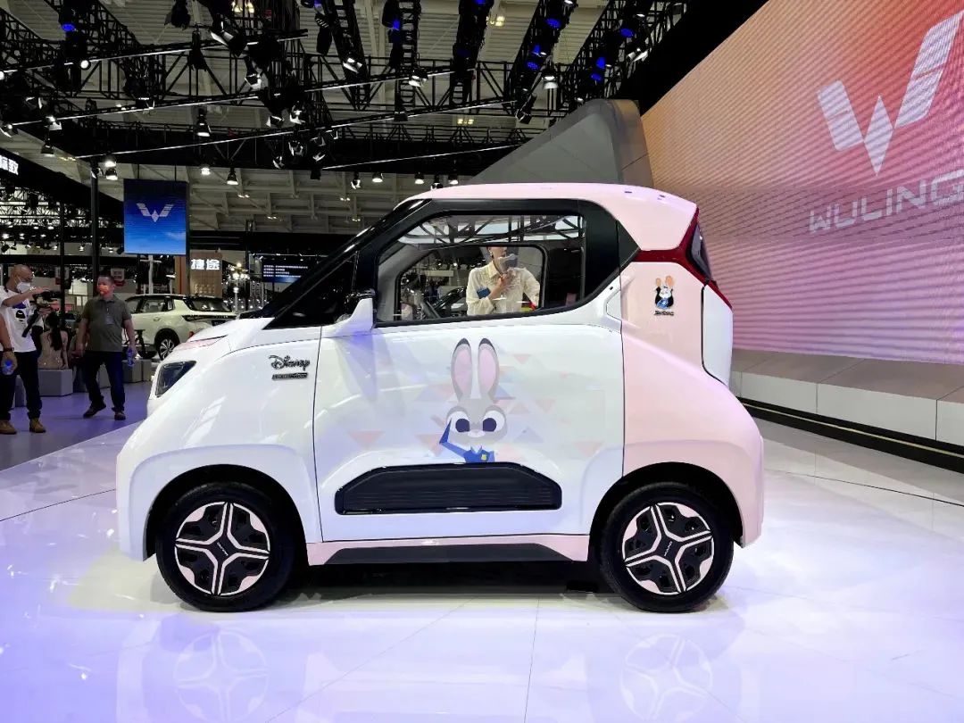 今天好多人买花,十大必买fendi包